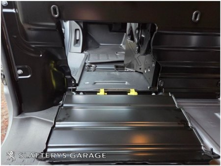 2024 Peugeot Expert EXPERT PROFESSIONAL STD 1.5 HD €24,186 thumbnail