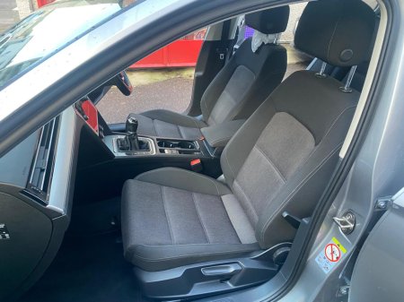 2018 Volkswagen Passat CL 1.6 TDI MANUAL 6SPEED FWD 120HP 4DR COMFORTLINE 4 €11,500 thumbnail