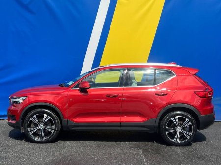 2022 Volvo XC40 T4 INSCRIPTION 1.5 HYBRID AUTO // FULL SERVICE HISTORY // LEATHER INTERIOR // MULTIMEDIA DISPLAY €28,900
