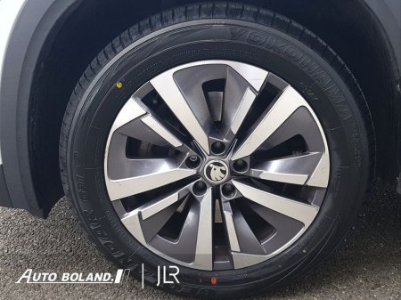 2024 Skoda Kodiaq 2.0TDI 150HP DSG 7 Seats - 18" Diamond Turned Alloy Wheels, Keyless Entry, Memory Seats, LED Lighting, Reverse Camera, Adaptive Cruise €48,495 thumbnail