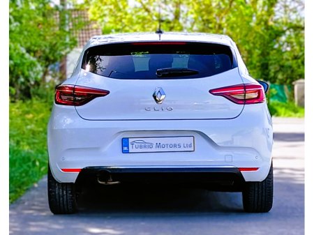 2020 Renault Clio ICONIC TCE €16,500
