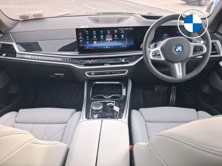 2025 BMW X5 xDrive50e M Sport