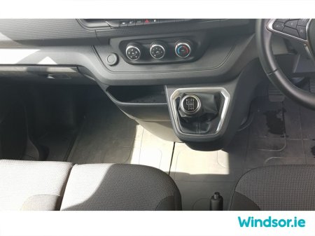 2025 Nissan Primastar L2H1 130 SV PREMIUM €30,890 thumbnail