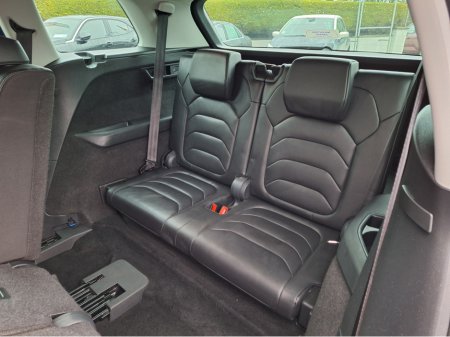 2023 Skoda Kodiaq 7S STYLE 2.0 TDI *High Spec/Black Leather/Heated Seats/Keyless Entry/Camera/Ambient Lighting* €43,950 thumbnail