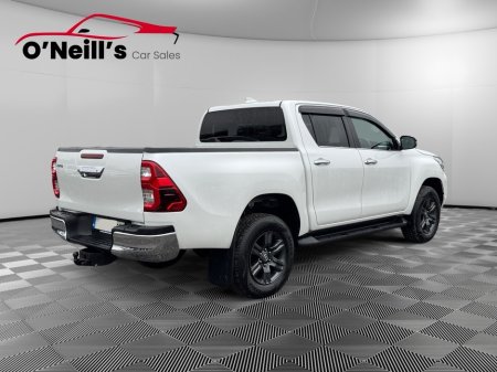 2023 Toyota Hilux 2.8 SR5 D/CAB AUTO 4DR #291 €39,999