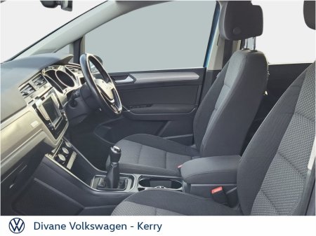 2016 Volkswagen Touran 1.6 TDI 115HP Comfortline €16,500