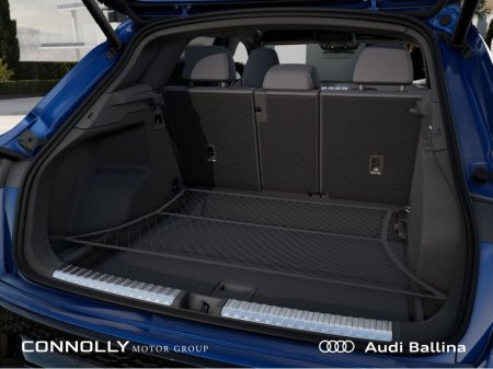 2026 Audi Q3 S-LINE BLACK EDITION *MASSIVE SPEC* *TEST DRIVE TODAY* €65,900 thumbnail