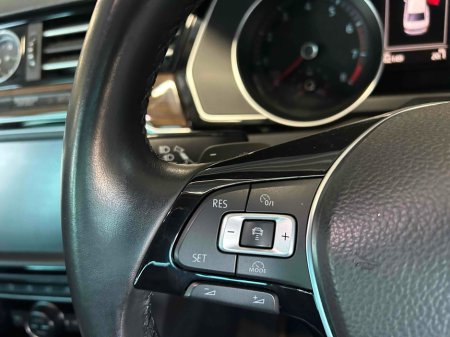 2016 Volkswagen Passat COMING IN NEW YEAR !! 16 Passat Comfortline, with full leather.