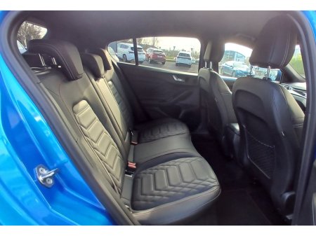 2023 Ford Focus ST-Line Vignale 1.0L EcoBoost 125PS *REARVIEW CAMERA, APP CONNECT* €26,995 thumbnail