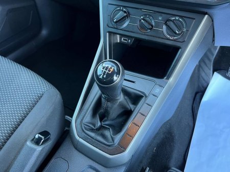 2019 Volkswagen Polo TRENDLINE 1.0 TSI // VALID NCT 02/27 // AIR CONDITIONING // 15" ALLOYS €13,900 thumbnail