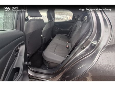 2022 Toyota Yaris HYBRID LUNA 4DR AUTO €22,950 thumbnail