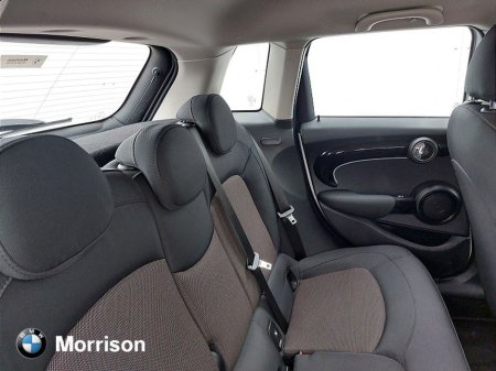 2023 MINI Hatch COOPER Cooper Classic Auto €25,995 thumbnail