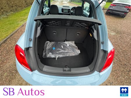 2015 Volkswagen Beetle 151 Volkswagen Beetle Design 1. 2 DSG €12,950 thumbnail