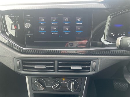 2025 Volkswagen Polo POLO EDITION 75 1.0TSI 95HP D7F €25,975 thumbnail