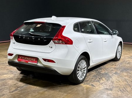 2018 Volvo V40 1.5 AUTO - CRUISE CONTROL - ALLOY WHEELS €16,950