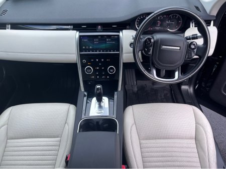 2020 Land Rover Discovery Sport 2.0 D4E 7 SEATER AUTOMATIC // CREAM LEATHER €28,950