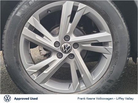 2022 Volkswagen Taigo R-LINE AUTO 1.0 TSI 110HP €25,995 thumbnail