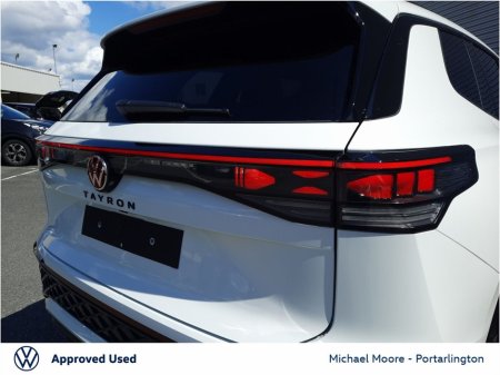 2025 Volkswagen Tayron R-LINE 75 1.5TSI 204HP PHEV DSG €56,950 thumbnail