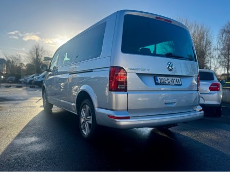 2020 Volkswagen Transporter Shuttle T6 SHL COMFORT TDI 150HP M MANUAL 6SPEED FWD 5DR €47,950 thumbnail