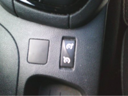 2016 Renault Clio NEW NCT 2028, DYNAMIQUE SAT./NAV., €270 TAX , LOW KMS. S./HISTORY. €8,999 thumbnail