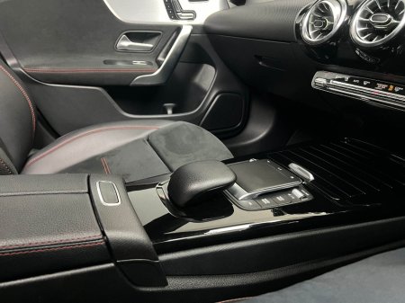 2023 Mercedes-Benz CLA Class 250E AMG LINE PREM PLUS NIGHT ED €37,990 thumbnail