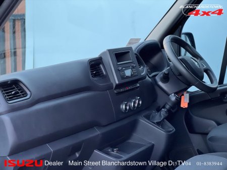 2023 Renault Master RWD LHL VAT QUALIFIED FINANCE ME €32,900 thumbnail