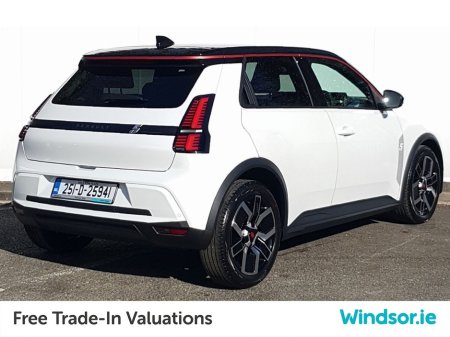2025 Renault 5 52KW Techno €32,995