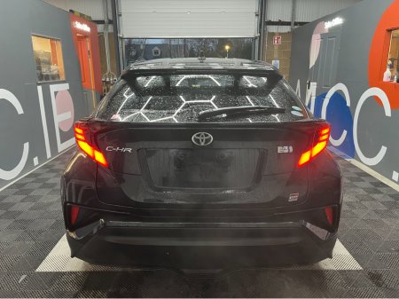 2020 Toyota C-HR €22950 2020 TOYOTA C-HR S GR SPORT 1.8 AUTOMATIC / CRUISE CONTROL / HEATED SEATS / REVERSE CAMERA €22,950