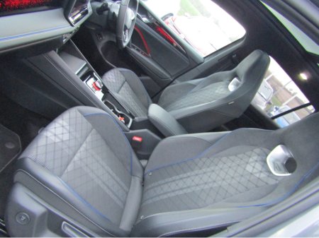 2025 Volkswagen Tiguan R-LINE 75 2.0 TDI DSG 150HP thumbnail