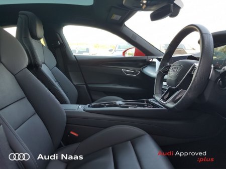 2023 Audi e-tron GT quattro E-tron Quattro €61,950 thumbnail