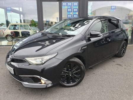 2017 Toyota Auris HALF LEATHER * 1.8 SELF CHARGING HYBRID €16,950