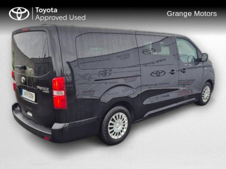 2024 Toyota Proace Verso 2.0LTR DSL 6 SPEED SHUTTLE LWB 9 SEATER €67,950
