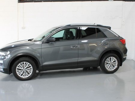 2019 Volkswagen T-Roc Design 1.6tdi M6f115hp 5DR €20,500 thumbnail
