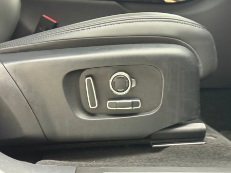 2024 Land Rover Range Rover Evoque HSE DYNAMIC P300E *HUGE SPEC* €52,990 thumbnail