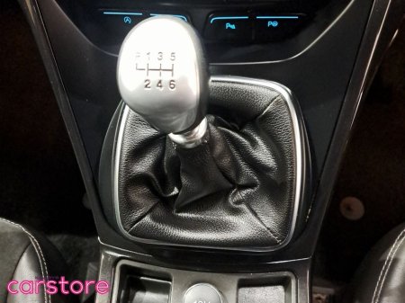 2017 Ford Kuga 1.5TDCi 120PS FWD ST-Line €19,880 thumbnail