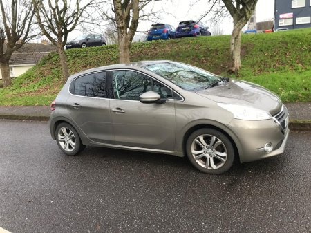 2014 Peugeot 208 TRASE SALE ONLY 1.2 VTI 82 ALLURE 5DR 82BHP