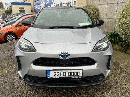 2022 Toyota Yaris Cross Z HYBRID AUTOMATIC 1.5 PETROL //LOW MILES//HIGH SPEC//360 PARKING CAMERAS//HEATED SEATS AND STEERING WHEEL//KEYLESS ENTRY// €26,950