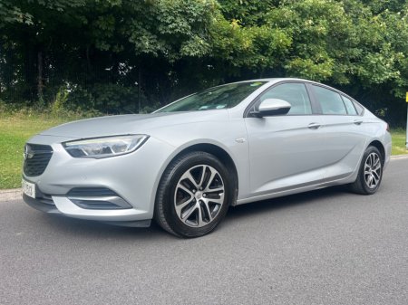 2018 Opel Insignia 1.6 (110PS) Turbo D ecoTEC SC €8,950