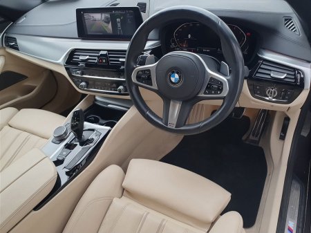 2020 BMW 5 Series 520d M Sport Auto €35,995 thumbnail