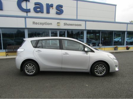 2017 Toyota Verso 1.6 D-4D ICON TSS 5DR