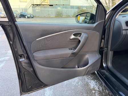 2014 Volkswagen Polo 1.2 TSI 3DR 90HP Comfortline + €9,750 thumbnail