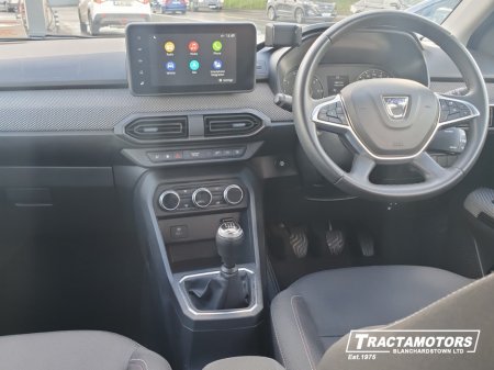 2023 Dacia Jogger EXTREME SE TCE 110 5DR 7 SEATS €19,499