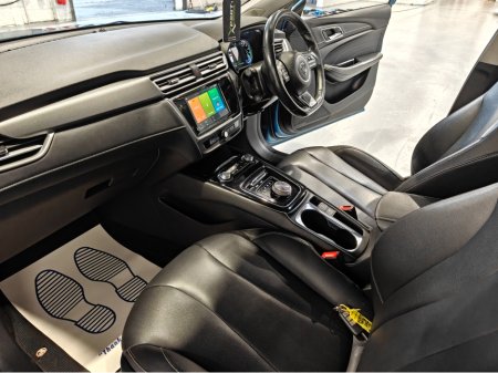 2021 MG Mg5 LONG RANGE SW EV EXCLUSIVE 5DR AUTO €12,250 thumbnail