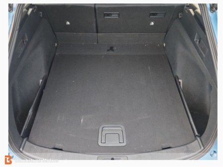 2022 Toyota Corolla 1.8 Hybrid Luna Saloon €23,450 thumbnail