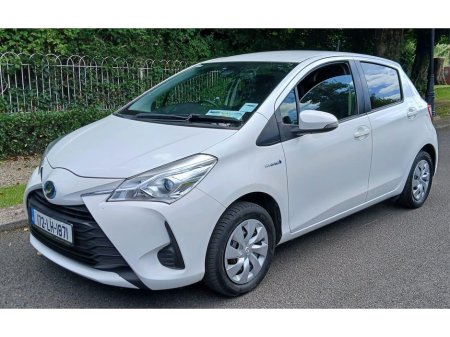 2017 Toyota Yaris **HYBRID 1.5 AUTO** NEW NCT 2026