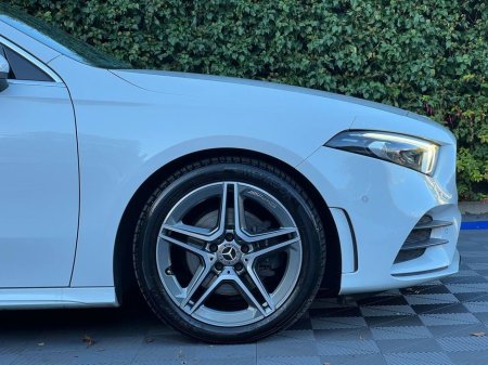 2021 Mercedes-Benz A Class A200d AMG-LINE PREMIUM PLUS // VIRTUAL COCKPIT // LEATHER/ALCANTARA HEATED SEATS // ADAPTIVE CRUISE CONTROL €32,900 thumbnail