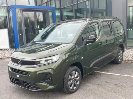 2026 Opel Combo Life WHEELCHAIR ACCESSIBLE 7 SEATER AUTOMATIC €35,700 thumbnail