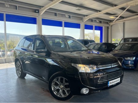 2015 Mitsubishi Outlander Mitsubishi 2.0 GX 4H PHEV 5DR A 1.6 GRAPHITE 3DR €12,950