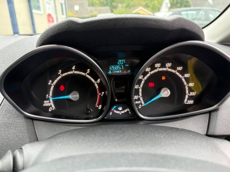 2016 Ford Fiesta 1.25 60PS Zetec €10,995 thumbnail