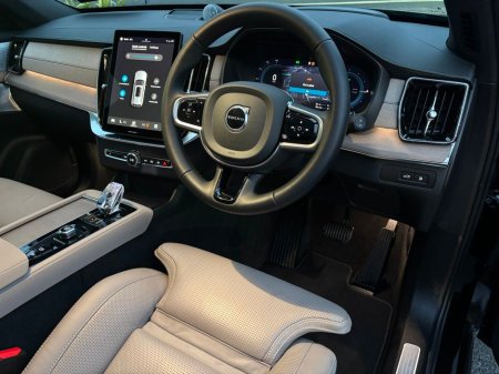 2025 Volvo XC90 T8 ULTRA BLONDE LEATHER HUGE SPEC €84,995 thumbnail